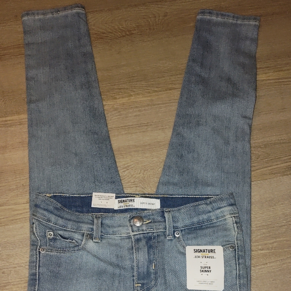 Signature by Levi Strauss Light Blue Denim Jeans